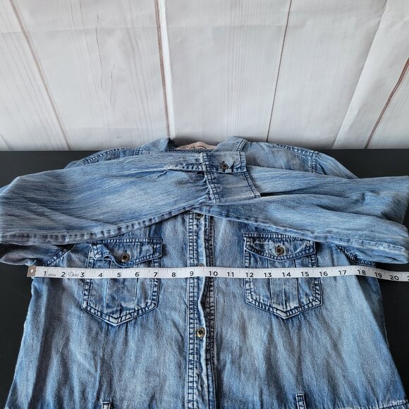 E2 Clothing Distressed Denim Shirt Dress w/ Pockets, Button-Down Front, Sz M EUC - Picture 7 of 8